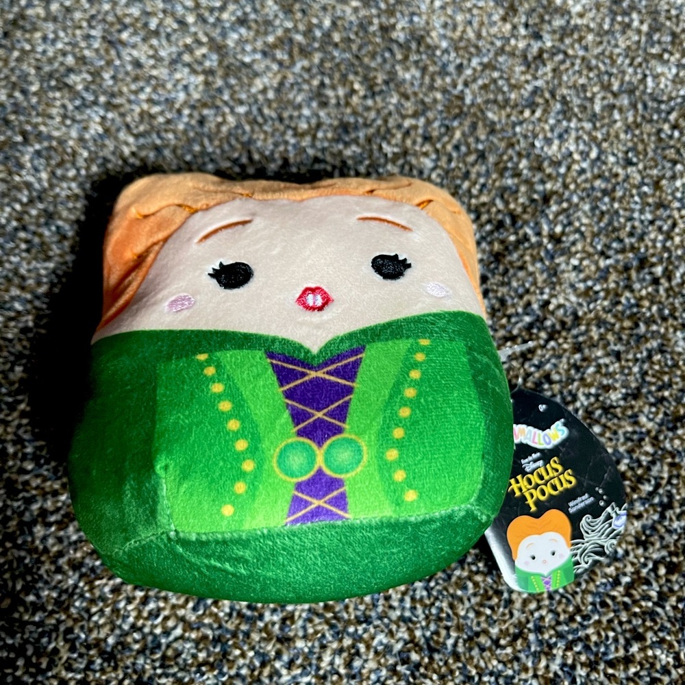 Squishmallow Disney Hocus Pocus Winifred Sanderson